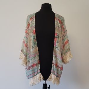 Floral kimono top